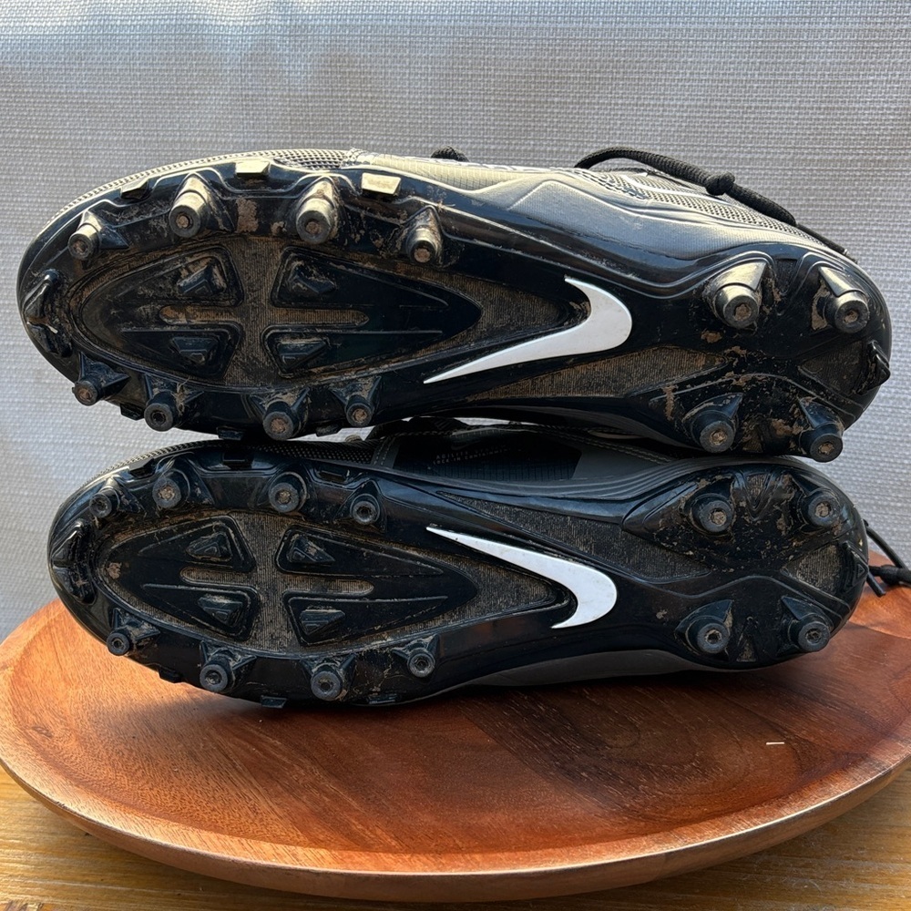 Nike Men's Alpha Menace 3 Shark Football Black Gray Cleats Sz 7 CV0586-010 - Picture 9 of 10